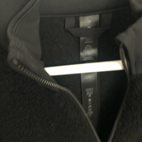 BRAND NEW LULU LEMON Men’s pullover M - Picture 3 of 3